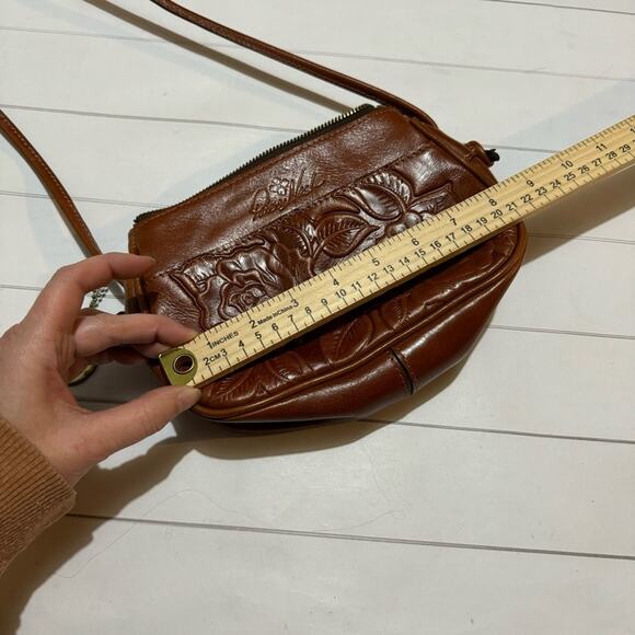 Patricia Nash Brown Leather Embossed Floral Crossbody Shoulder Bag Purse - Picture 9 of 10